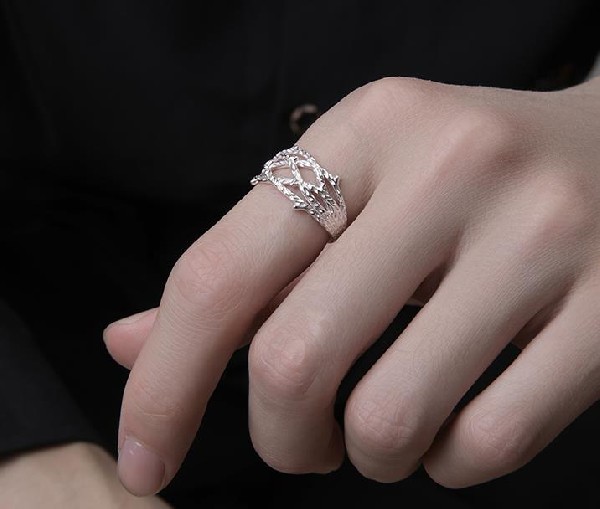 男士戒指的戴法和意義有哪些?不同意義說法非常多