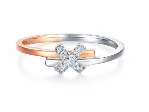 18K金鉆石戒指價格表：探究各種因素影響價格的原因