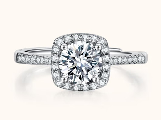 莫桑鉆2克拉多少錢？帶你了解市場價格范圍