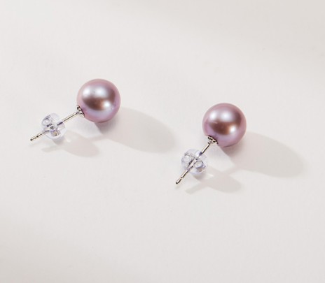 粉珍珠和白珍珠哪個好?選擇粉珍珠還是白珍珠