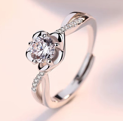 莫桑鉆有多少種顏色?如何選擇最適合自己的顏色?