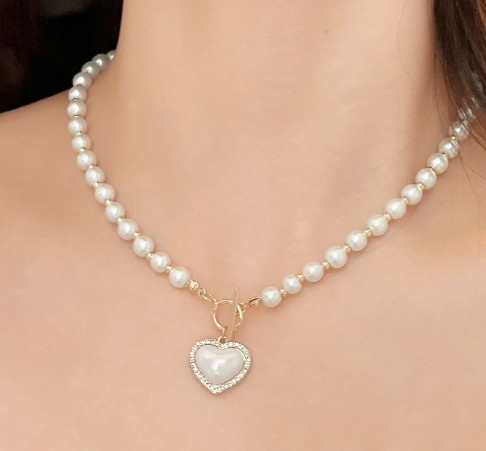 彩色珍珠是怎么形成的？揭秘彩色珍珠的形成