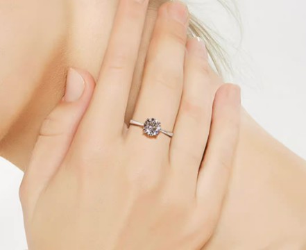 莫桑鉆是真的鉆石嗎？教你如何避免上當受騙