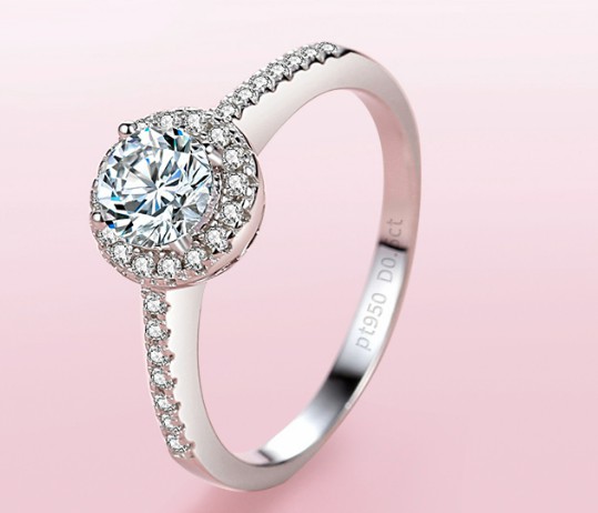 莫桑鉆哪個牌子的最好?為你揭秘莫桑鉆品牌的品質和口碑