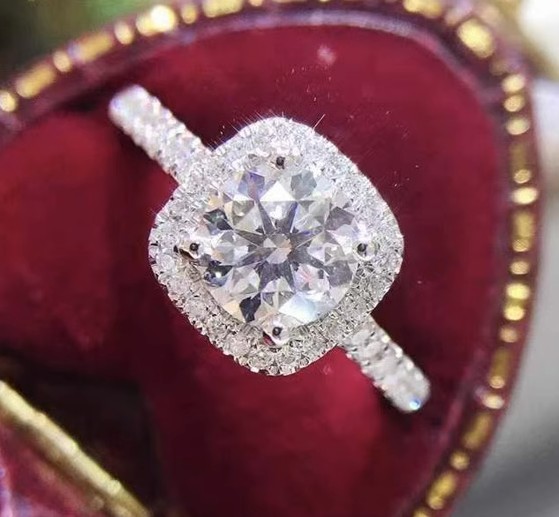 鉆戒去哪里回收劃算?教你如何選擇合適的回收渠道