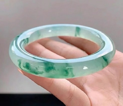 緬甸哪里賣翡翠原石?哪里可以買到高品質的原石?